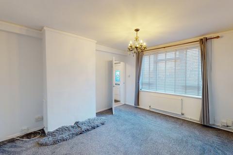 3 bedroom end of terrace house to rent, Welch Road, Cheltenham