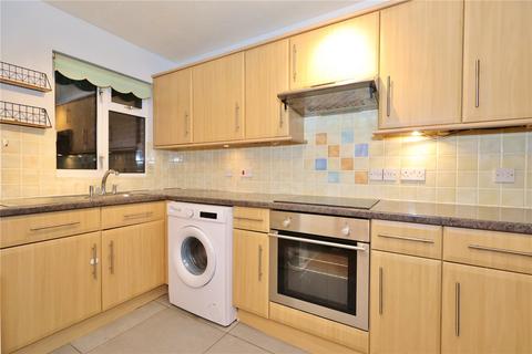 2 bedroom terraced house to rent, Wych Hill Park, Woking, Surrey, GU22