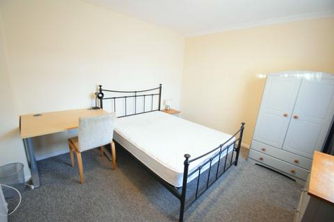 1 bedroom in a house share to rent, Clovelly Way, Bedford MK40