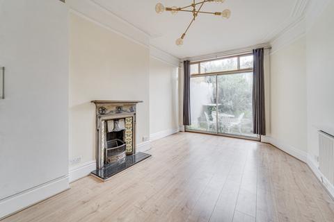 2 bedroom apartment for sale, Cecil Road, Muswell Hill N10