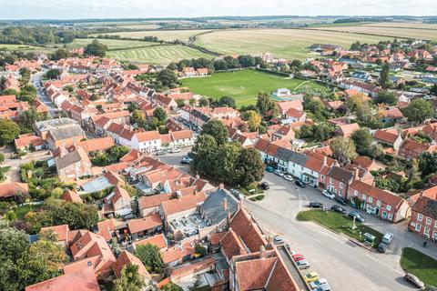 3 bedroom townhouse for sale, Burnham Market