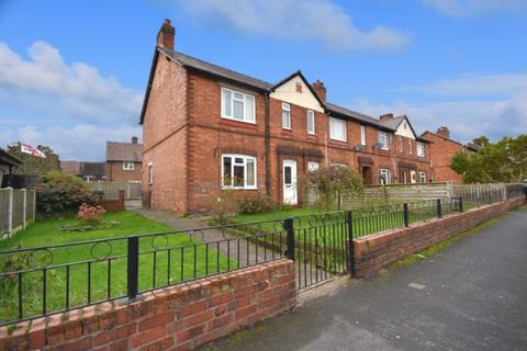 3 bedroom end of terrace house for sale, George Street, Whitchurch