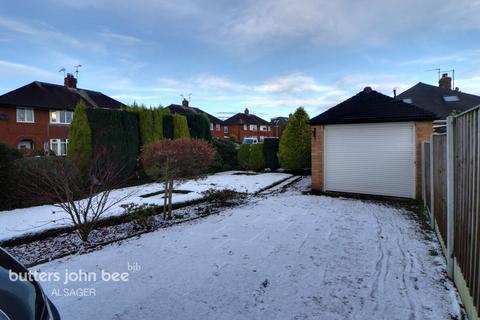 2 bedroom semi-detached bungalow for sale, Birch Avenue, Alsager