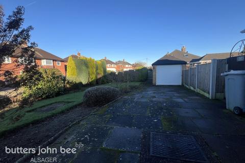 2 bedroom semi-detached bungalow for sale, Birch Avenue, Alsager