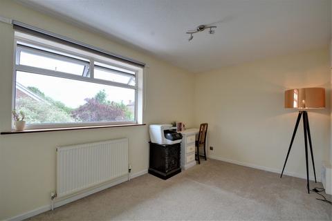 5 Holt Down, Petersfield, GU31 4PQ