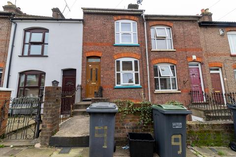 Winsdon Road, Luton LU1