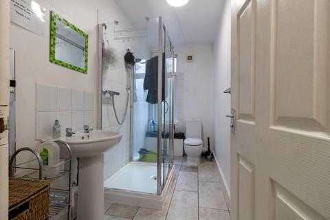 undefined, Winsdon Road, Luton LU1