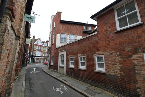 1 bedroom ground floor flat to rent, North Street, Dorking