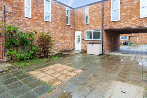 37 Bostocke Close, Laindon, Basildon, SS15 5ET