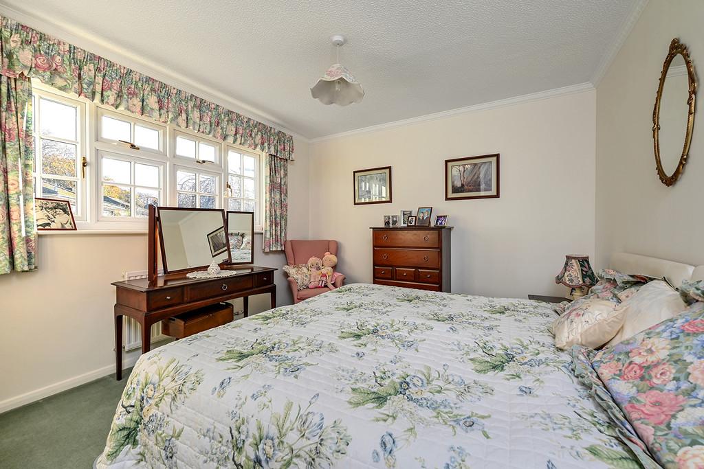 12 Waldorf Heights (11)