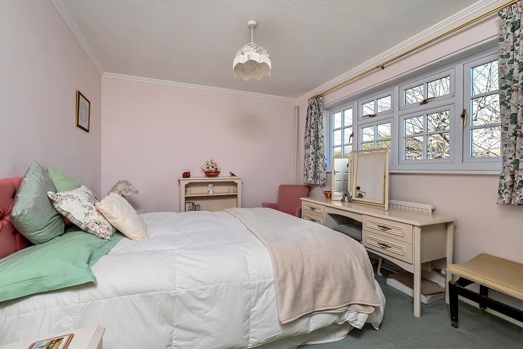 12 Waldorf Heights (12)