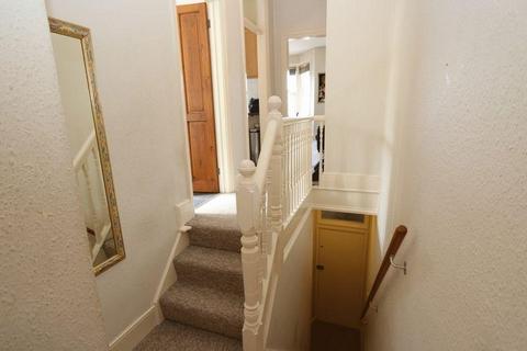 2 bedroom flat to rent, High Wycombe HP13