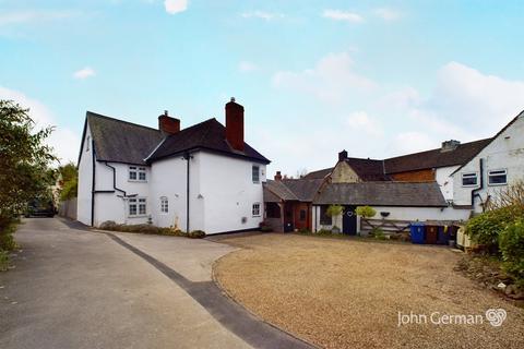 3 bedroom cottage for sale, Main Street, Stapenhill