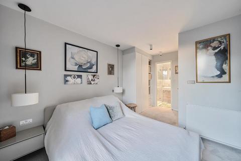 3 bedroom apartment to rent, Addison Road,  Holland Park,  W14