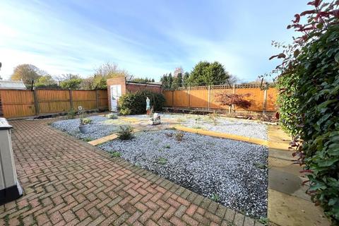 3 bedroom detached bungalow for sale, Suffield Close, North Walsham