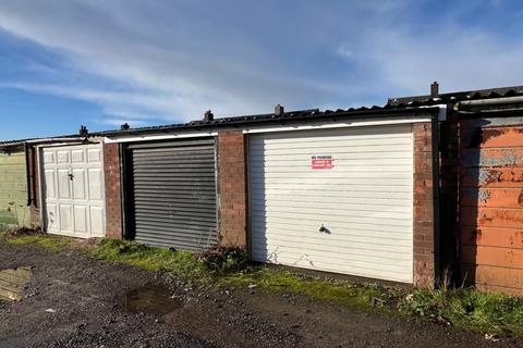 3 bedroom terraced house for sale, Thistledown Avenue, Burntwood