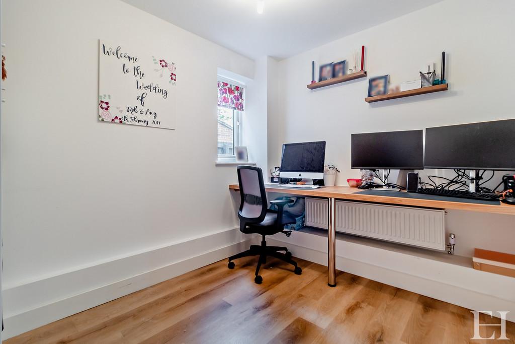 8628060-interior13 WM-800