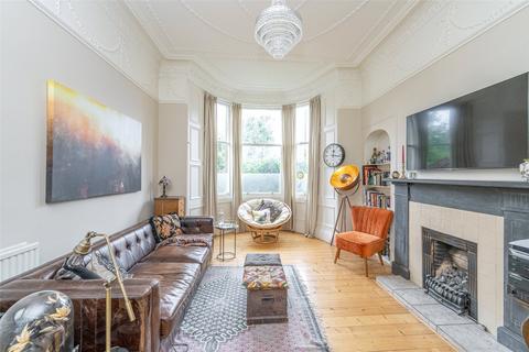 1 bedroom flat for sale, 154/2 Brunton Gardens, Montgomery Street, Edinburgh, EH7