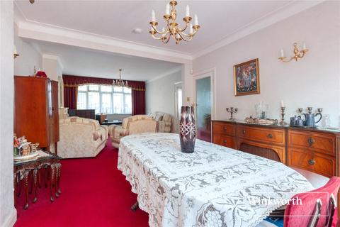 4 bedroom semi-detached house for sale, Highview Avenue, Edgware, HA8