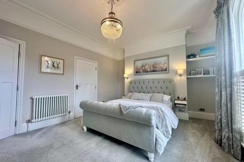 21 Langham Place, Northampton, NN2 6AA