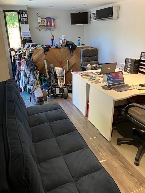 Office...jpg