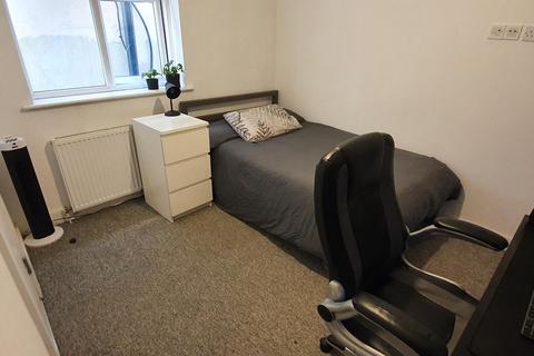 1 bedroom flat to rent, Golders Green Road, Golders Green, London, NW11