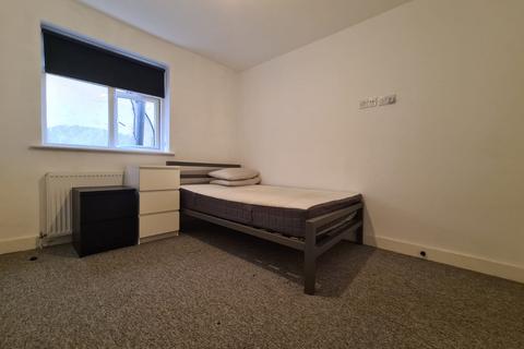 1 bedroom flat to rent, Golders Green Road, Golders Green, London, NW11