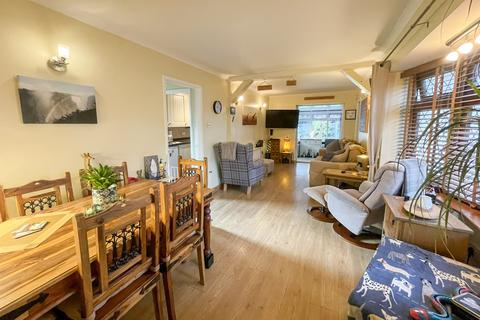 undefined, Wraysbury, Berkshire