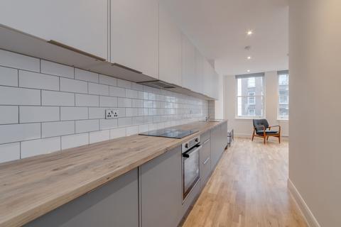 1 bedroom flat to rent, Borough High Street, London