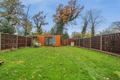 3 bedroom semi-detached house for sale, Hurstwood Avenue, Bexley