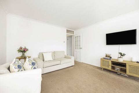 1, Sharon Court, 18 Hadlow Road, Sidcup, DA14 4AE