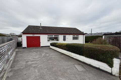 2 bedroom detached bungalow for sale, Lon Goch, Amlwch