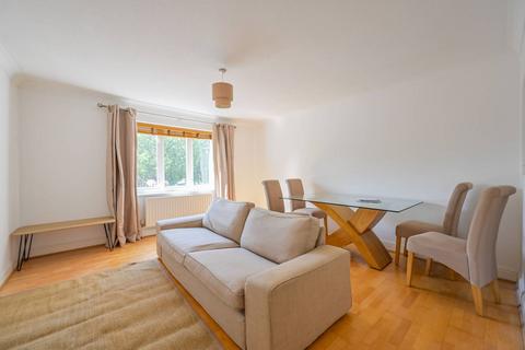90 Glamis Place, London, E1W 3EF