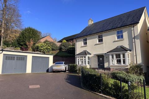 3 bedroom detached house for sale, Wedgwood Gardens, Abergavenny