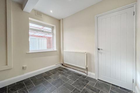 3 bedroom semi-detached house for sale, St Annes Road, Wolverhampton