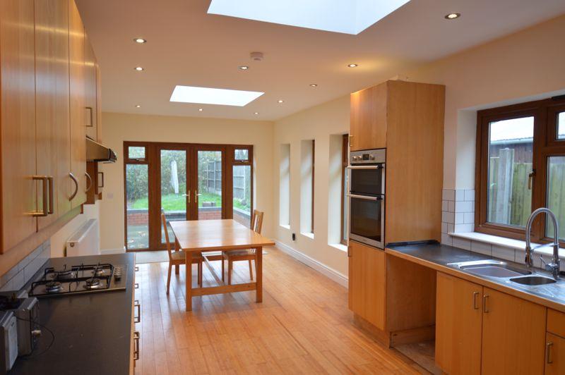 Dining kitchen