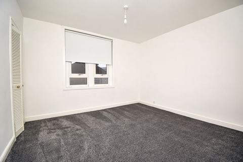 2 bedroom apartment to rent, Jarvie Crescent, Kilsyth