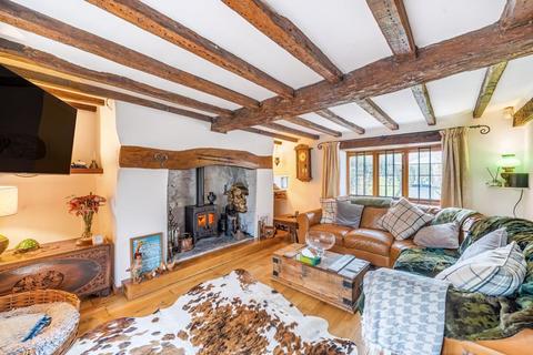 6 bedroom cottage for sale, The Green, Longcot