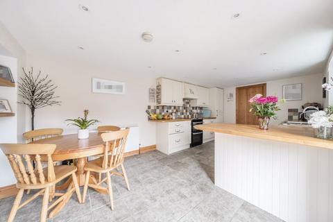 3 bedroom semi-detached house for sale, Queens Road, Crowborough