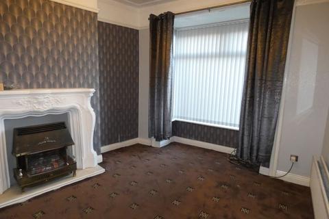 2 bedroom end of terrace house to rent, Grange Avenue, Bishop Auckland DL14