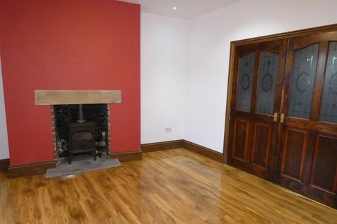 2 bedroom end of terrace house to rent, Grange Avenue, Bishop Auckland DL14