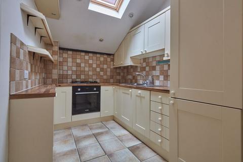 2 bedroom terraced house for sale, St. Davids Terrace, Exeter