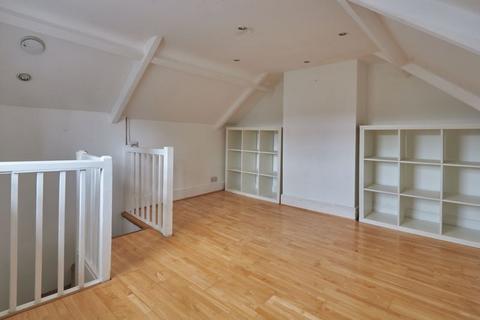 2 bedroom terraced house for sale, St. Davids Terrace, Exeter