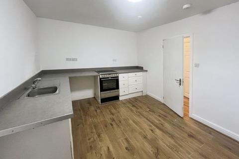 1 bedroom apartment to rent, Longcauseway, Farnworth, Bolton