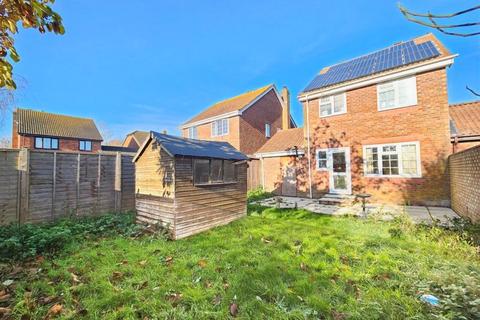 3 bedroom detached house for sale, Mulberry Avenue, Stubbington, PO14