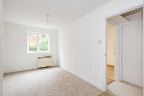 1 bedroom flat for sale, High Street, Heathfield