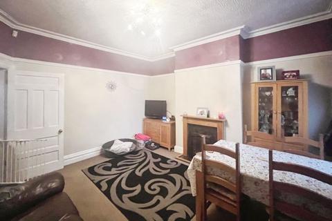 3 bedroom terraced house for sale, Tonge Moor Road, Tonge Moor