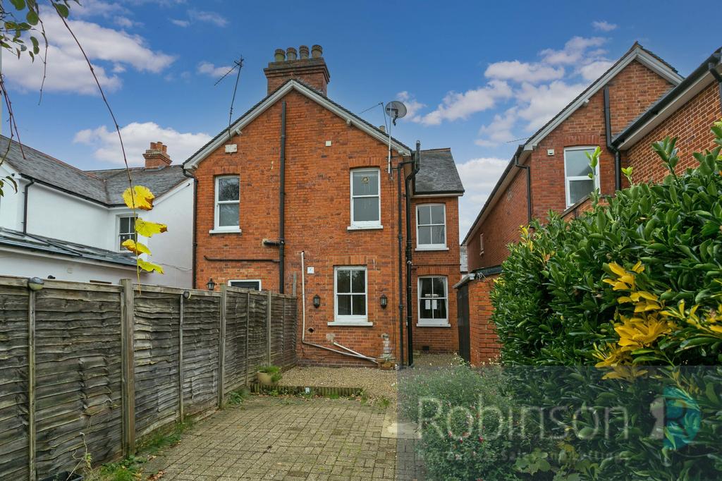 36 College Rise-4