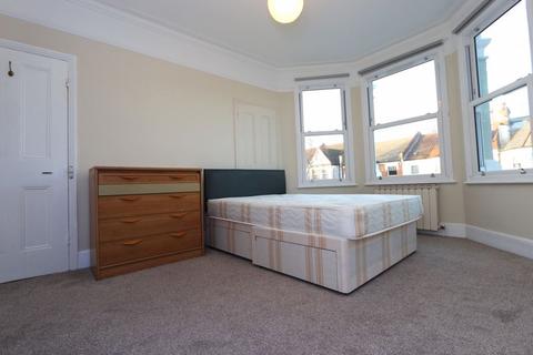 2 bedroom property to rent, Maryland Road, Wood Green N22