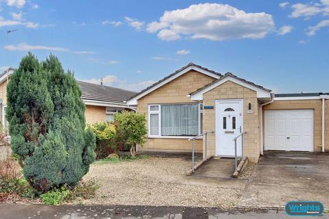 3 bedroom detached bungalow for sale, Savernake Avenue, Melksham